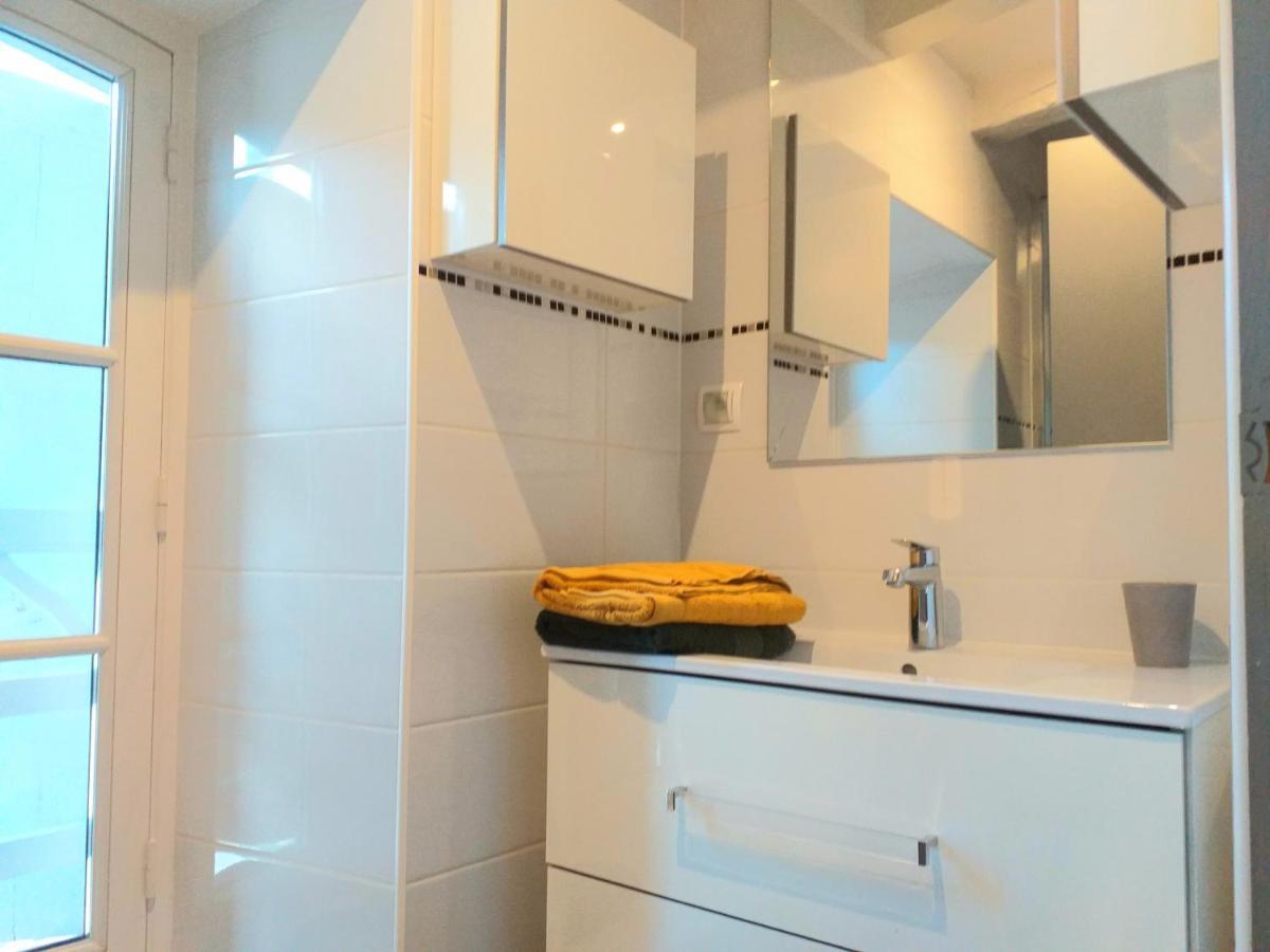 בורז'ה A La Grosse Armee - Dans Hotel Particulier, Hypercentre Avec Garage, Au Calme מראה חיצוני תמונה