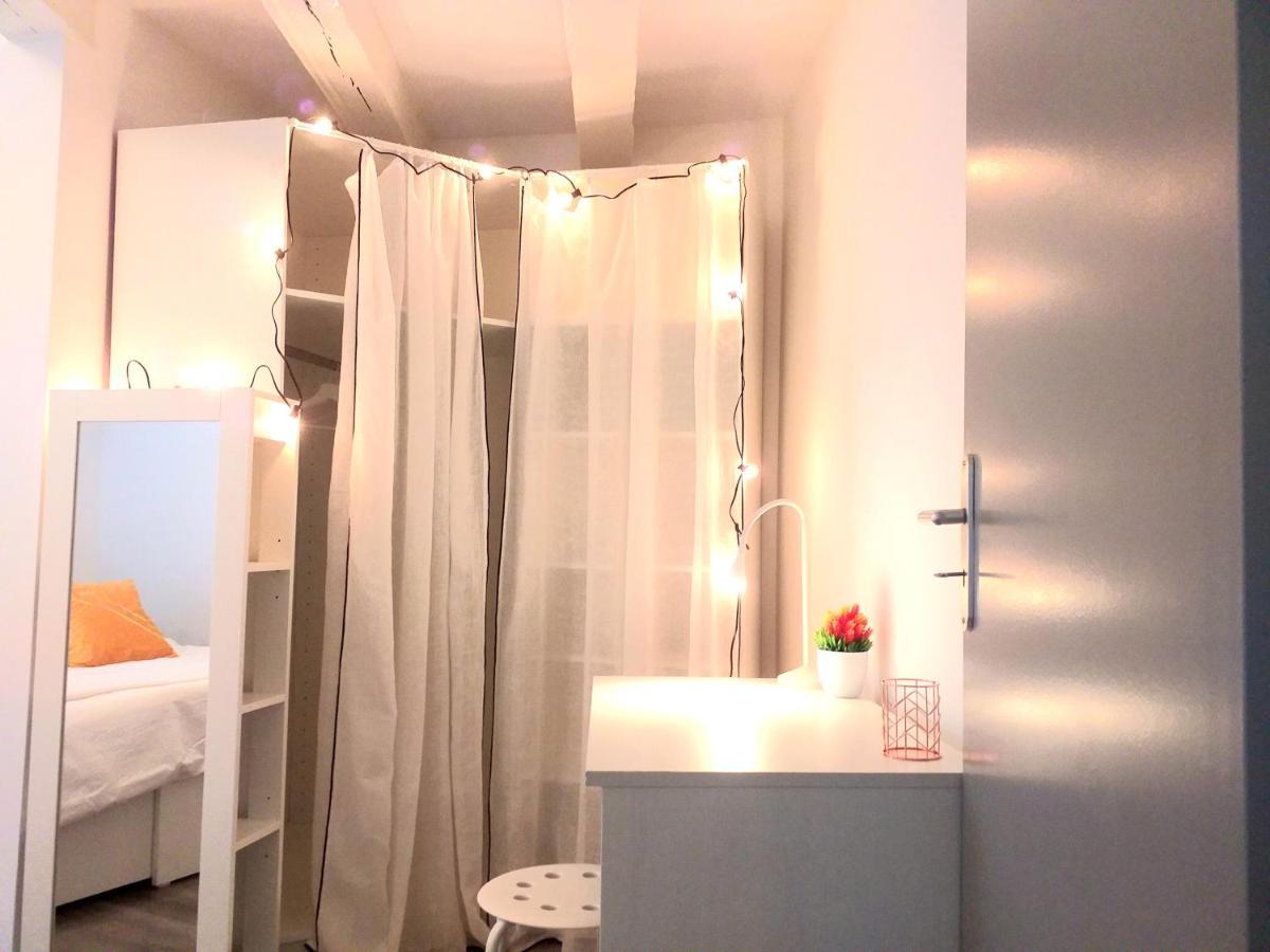 בורז'ה A La Grosse Armee - Dans Hotel Particulier, Hypercentre Avec Garage, Au Calme מראה חיצוני תמונה