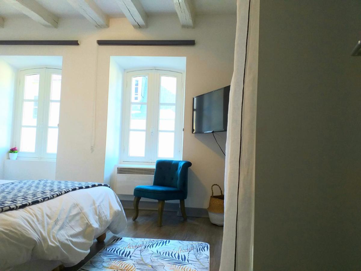 בורז'ה A La Grosse Armee - Dans Hotel Particulier, Hypercentre Avec Garage, Au Calme מראה חיצוני תמונה